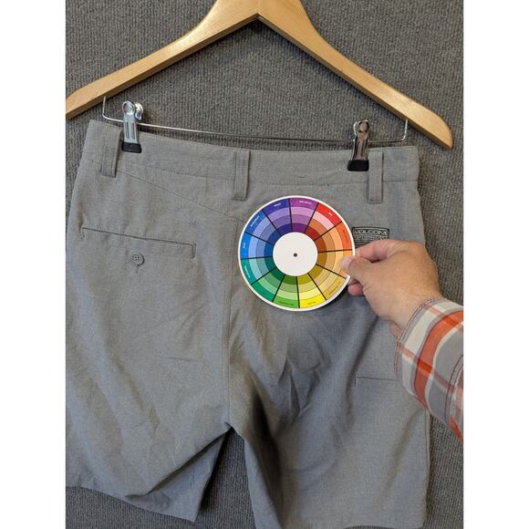 Volcom Shorts Mens 28 (30x9) Gray Surf & Turf Hybrid 4 Way Stretch Chino Skate - Picture 8 of 12